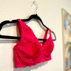 Barely Breezies Women’s Bra 32B Pink Lace w/ Adjustable Strap